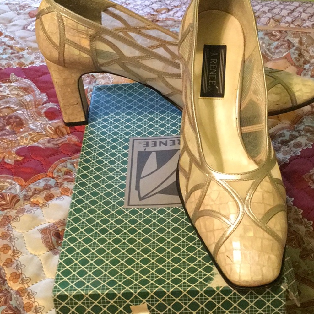 Women shoes